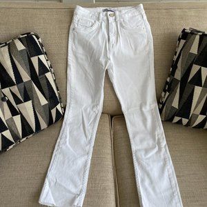 Zara White Jeans Raw Hem size 25W